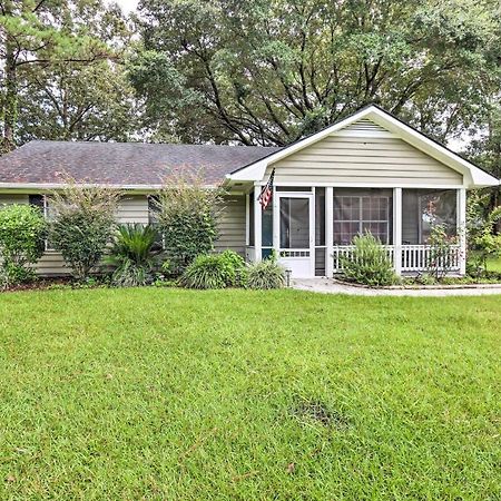 Peaceful Beaufort Home With Front Porch And Grill Bagian luar foto
