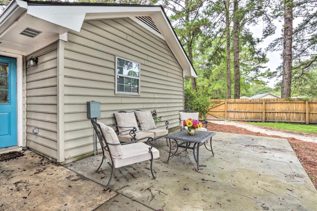 Peaceful Beaufort Home With Front Porch And Grill Bagian luar foto